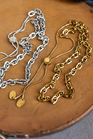 all linked up chain adjustable necklace