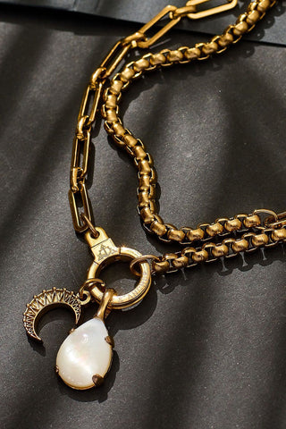 Moon and Back Necklace Set