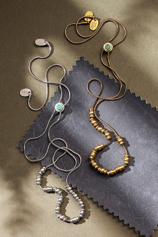 string me along adjustable necklace with malachite