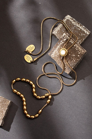 all strung up adjustable necklace with mother of pearl