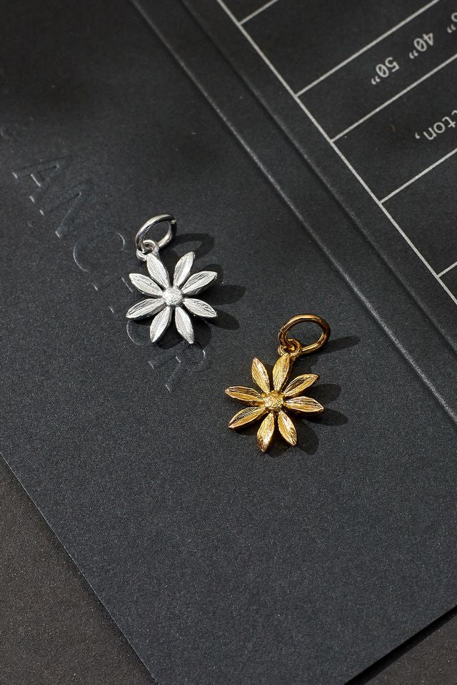 Dainty Little Daisy Charm