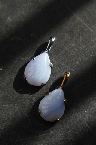 what remains gemstone charm