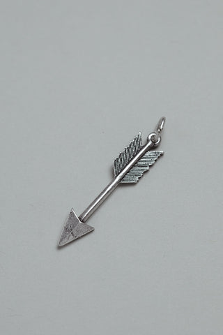 vintage silver pointed arrow 1.5" pendant