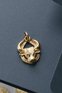 14kt gold charge ahead bull pendant