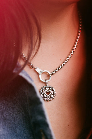 1" carnelian gemstone heart vintage silver necklace pendant	